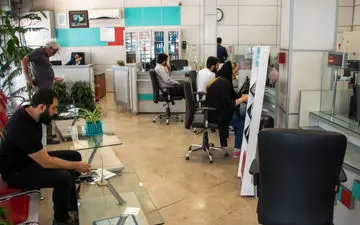 کاهش ۰٫۶ درصدی شعب داخل کشور شبکه بانکی