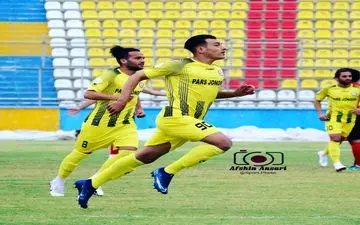 گرمای هوا روی بازی دو تیم تاثیر گذار بود/می توانستیم برنده دیدار باشیم