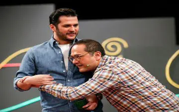 رامبد جوان به رئیس جمهور دولت دوازدهم تبریک گفت/ آرزوی بازیگر ترانه مادری برای گرفتن سیمرغ