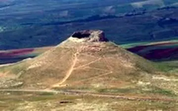  زندان دیو یکی از عجایب ایران در آذربایجان!