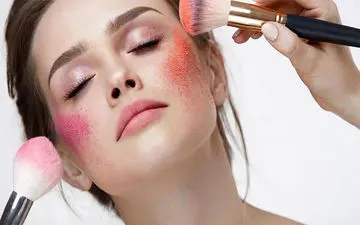 راهنمای کامل آرایش صورت| ترتیب مراحل آرایش صورت چگونه است؟
