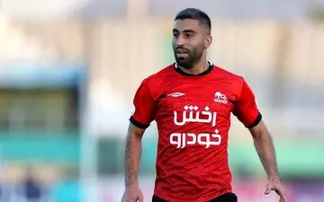 دو قرمزپوش به استقلال رسیدند 