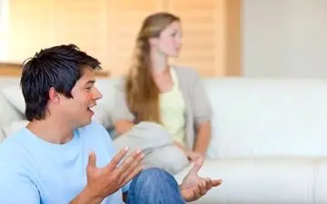 همسرتان را سوژه‌ی خنده‌های خود نکنید/ آسیب‌های جبران‌ناپذیر رابطه توهین آمیز کلامی