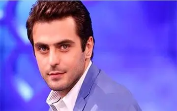 واکنش علی ضیا مجری معروف  صدا وسیما به خبر فرتاک نیوز