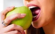 کشف معجزه‌آسای یک ترکیب طبیعی در سیب و بادام؛ خداحافظی با بیماری‌های لثه بدون آنتی‌بیوتیک!