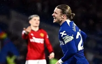 پیروزی دراماتیک چلسی برابر منچستریونایتد / به سوی خوشبختی در وقت‌های تلف‌شده