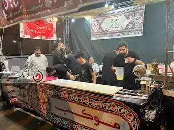 تصاویر دیدنی از اقدام ارزنده موکب طرق الحسین(ع)اکباتان تهران