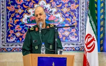 علت خروج ناوهای آمریکایی از خلیج‌فارس آسیب‌پذیری آن‌هاست
