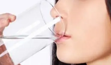  آیا با خوردن یک لیوان آب می توانید از استرس رهایی پیدا کنید؟