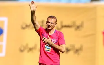 تغییر پست عجیب کاپیتان پرسپولیس ؛ دلیل این کار برانکو چیست؟