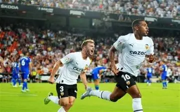 لالیگا| والنسیا، ختافه را در هم کوبید