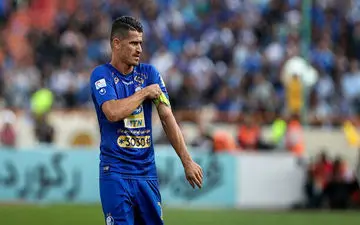 وریا غفوری، فرهاد مجیدی را وارد جنگ با خطیر کرد