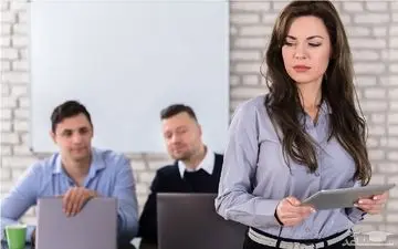 با چشم چرانی مردان چگونه برخورد کنیم ؟