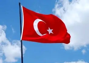 وزیر حمل‌ونقل ترکیه: عبور یک کشتی ترک از تنگه هرمز با اجازه ایران انجام شد