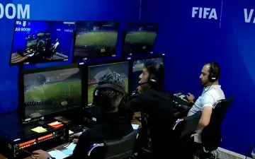 پنالتی برای استقلال پس از بازبینی صحنه با VAR + ویدئو