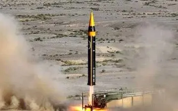 پرتاب موشک‌های فوق سنگین خرمشهر ۴ به سرزمین‌های اشغالی