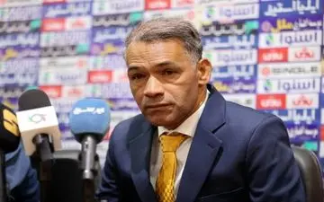 مورایس: دوست ندارم دستی وجود داشته باشد که بگوید باید ببری یا ببازی/ برای تیم بودن انضباط مهم است 