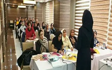 برگزاری دوره تخصصی آموزش راهنمایان گردشگری در کرمانشاه