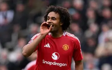 فشار مهاجم هلندی به یونایتد با تحریک رم: انتقال پرحاشیه در راه است؟