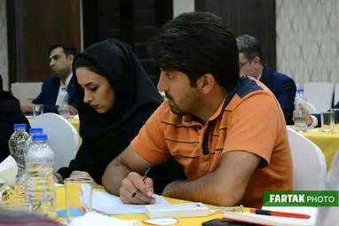 کارگاه آموزشی تکنیک‌های ارتباط مؤثر با حضور مصطفی شهبازی در کرمانشاه