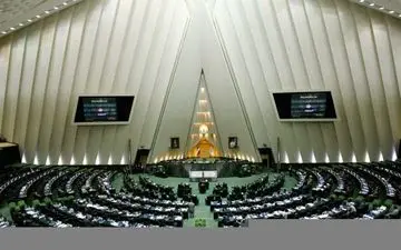  شفافیت آرای نمایندگان در حصار دوگانگی