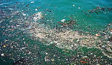 بحران زباله در لبنان به دریا هم کشیده شد + فیلم