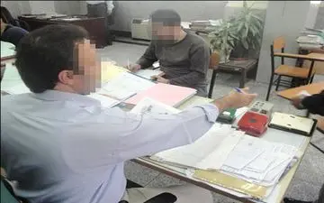 حضور قاتل در مراسم ختم مقتول که با بی رحمی او را کشته بود