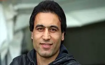  دریافت مدرک مربیگری A توسط مهدوی کیا + عکس