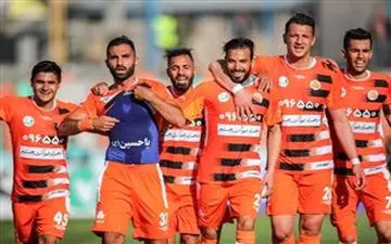 برنامه ریزی کرده بودیم که پرسپولیس را ببریم/از این باخت بسیار ناراحتیم