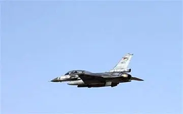 لحظه انهدام پایگاه تروریست‌های داعش در سوریه + فیلم