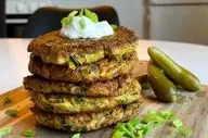 طرز تهیه کوکو کدو سبز و سیب زمینی؛ خوشمزه و کم‌کالری