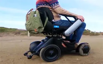 مدرن‌ترین ویلچر الکتریکی + فیلم