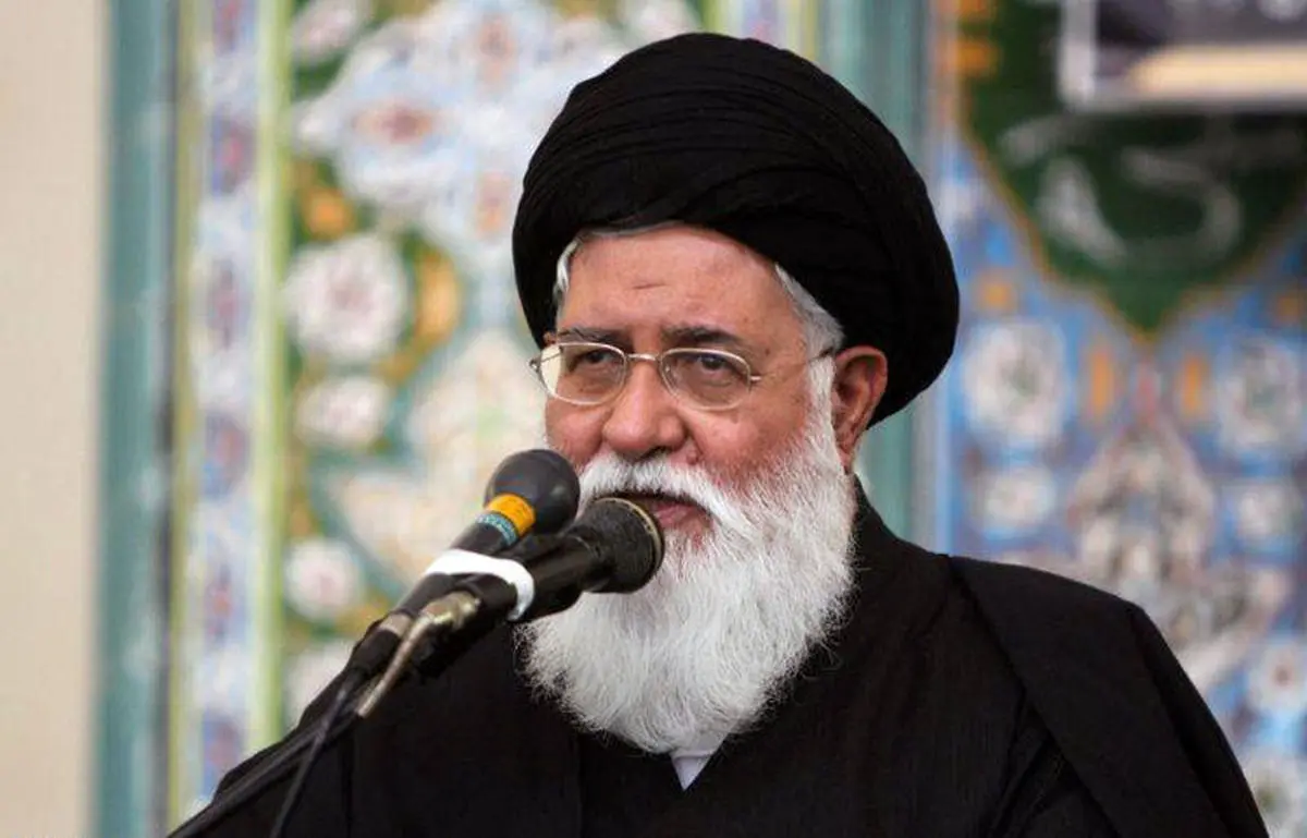 تکذیب جابجایی امام جمعه مشهد؛ شایعات مجازی، بازی با حساسیتها