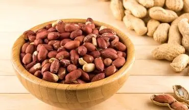 راز جوانی در یک خوراکی ساده! بادام‌زمینی چگونه روند پیری را کند می‌کند؟
