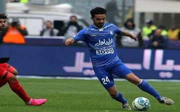 چراغ سبز ستاره محبوب به منصوریان در محفل دوستانه؛ پیشنهاد خارجی خوبی ندارم و با استقلال تمدید می‌کنم