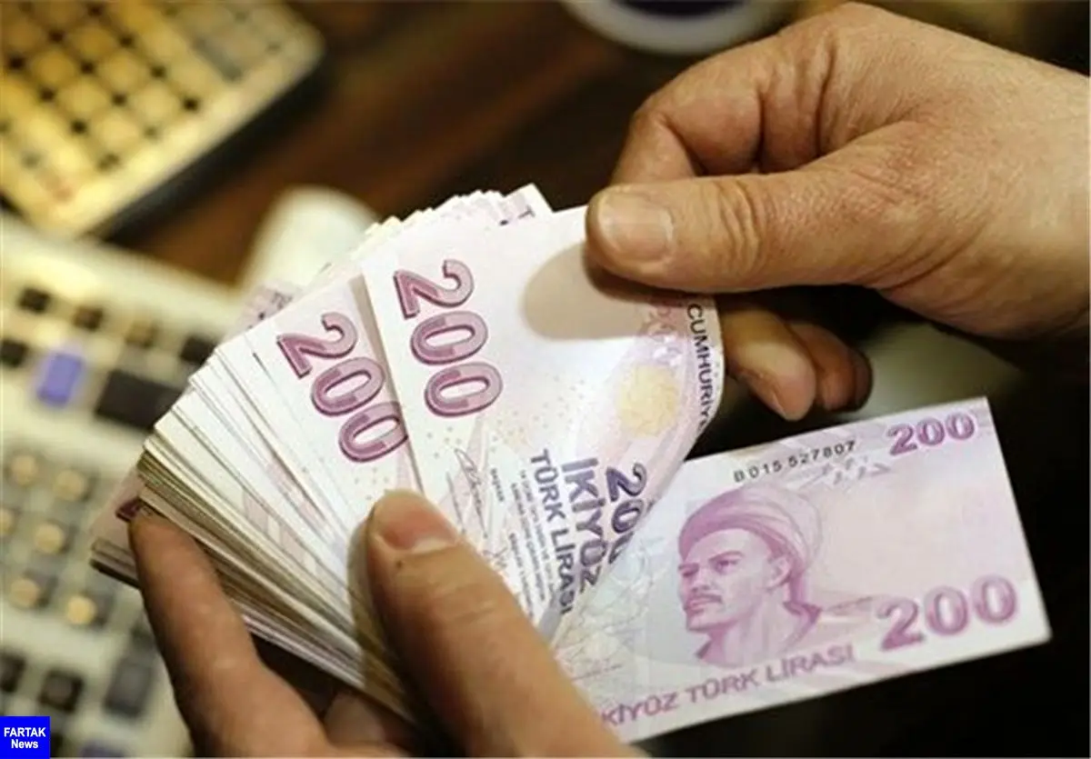  رکوردزنی دلار در ترکیه؛ ارزش لیر ترک ۱۵ درصد نسبت به لیر سوریه کاهش یافت