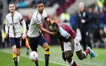 لیگ برتر انگلیس|وستهام با غلبه بر اورتون،جای تاتنهام را گرفت