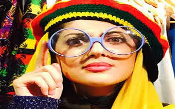 پوشش و حجاب جالب هلیا امامی