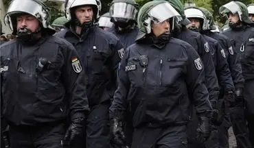 اخراج ۲۲۰ پلیس آلمانی به دلیل شرکت در پارتی