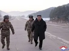 کره‌شمالی دست به آزمایش موشک‌های مافوق‌صوت زد