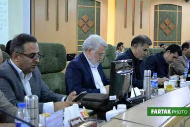 شورای گفت وگو استان کرمانشاه با حضور وزیر تعاون، کار و رفاه اجتماعی