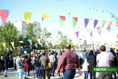 شور و اشتیاق فرشتگان مهرآفرین دبستان مهر آذین در اولین روز مهر 