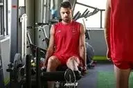 شماره هشت پرسپولیس با بینی شکسته در تمرین