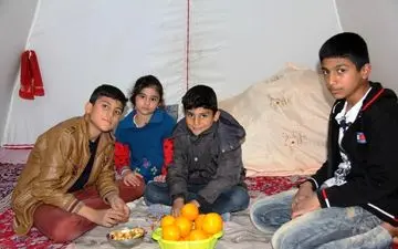  امید به زندگی در نگاه های چله نشینان زلزله زده کرمانشاه