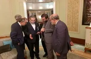 هیات مذاکره‌کننده ایران به محل اقامت بازگشتند + ویدئو