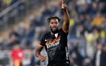 فرش قرمز زیر پای ستاره مورد نظر استقلالی‌ها /ریخت وپاش آبی‌ها برای جذب مهاجم کایسریاسپور

