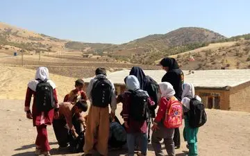 اجرای فاز دوم «مداد نارنجی» با اهدا ۲۱۰ بسته تحصیلی در مناطق محروم استان کرمانشاه