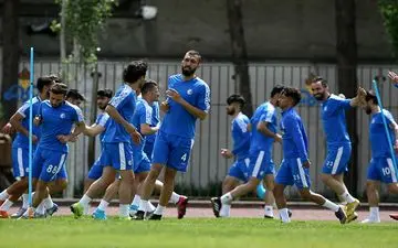 جنجال در استقلال به دلیل عدم پرداخت مطالبات؛ بازیکنان به خانه رفتند
