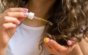 خشکی موهای رنگ شده را با این موادطبیعی درمان کنید