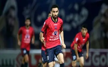 حاشیه بازی نساجی و مس کرمان| تشویق بازیکنان نساجی و حضور یک داور در ورزشگاه به عنوان تماشاگر + عکس